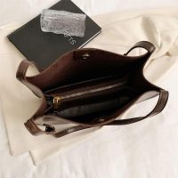 Sac à main cabas kaki3