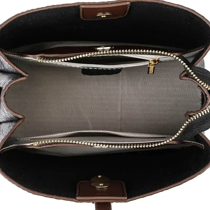 Sac à main bandoulière en cuir véritable pour femme1 (4) Sac à main bandoulière en cuir véritable pour femme1 (4)